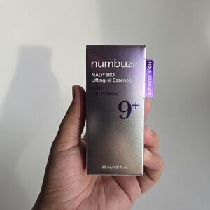 numbuzin Lifting-sil Essence 9+